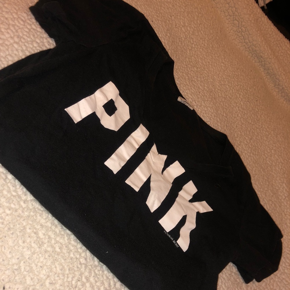 VS PINK TEE 💓